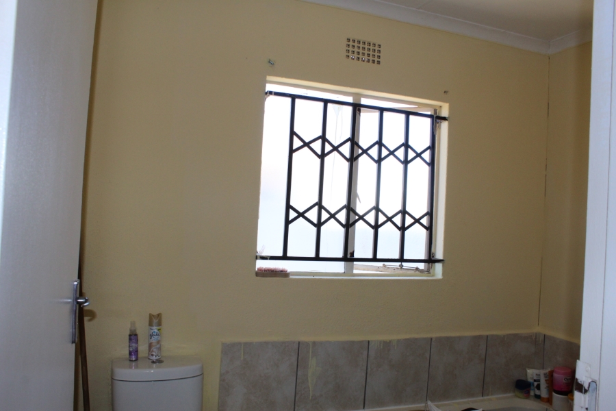 2 Bedroom Property for Sale in Zamdela Free State